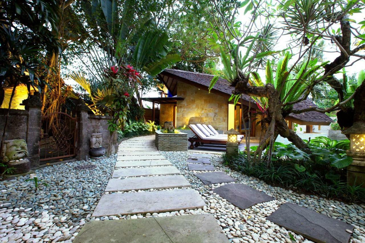 Seminyak Villa Kalyca Exterior foto